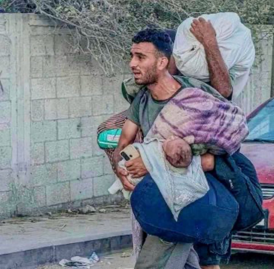 Humanity check ✔️ 💔
IIf you’re scrolling, PLEASE leave a dot.