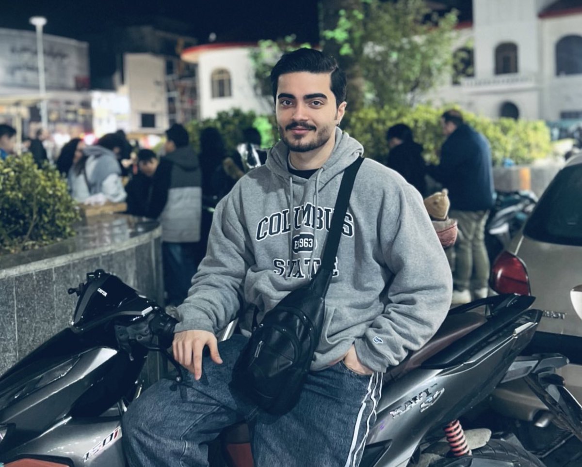 پری‌سا tweet media