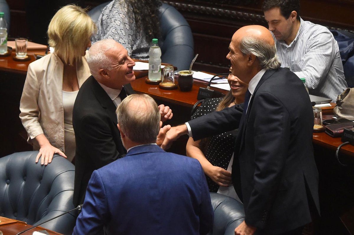 Subrayado's tweet image. "El gobierno desperdició el primer año de gestión en materia de seguridad", dijo Pablo Abdala en llamado a sala al ministro del Interior Carlos Negro.
subrayado.com.uy/c998721