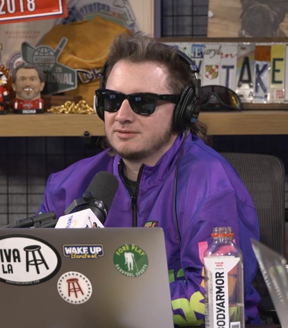 Viva La Stool tweet media