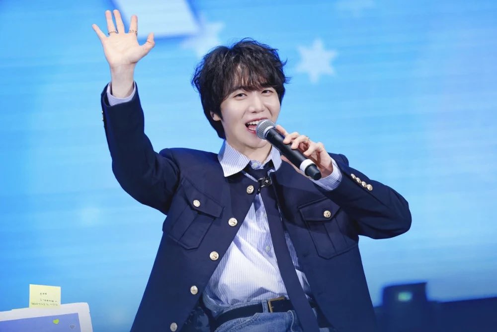 <a href="/allkpop/">allkpop</a> I’m honestly happy to see my photo being used, and it means a lot that my work is noticed.
However, I never expected it to be used after being cropped and with my watermark removed, without my consent.
As a fan and a creator, this really hurts and feels unfair. I hope this can be