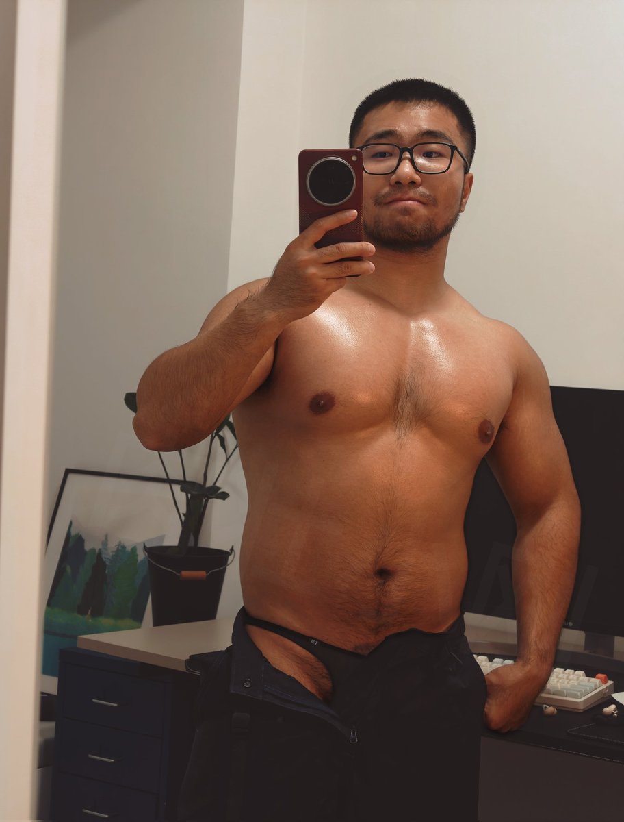 肉壮小刚 (@rzxiaogang) on Twitter photo 