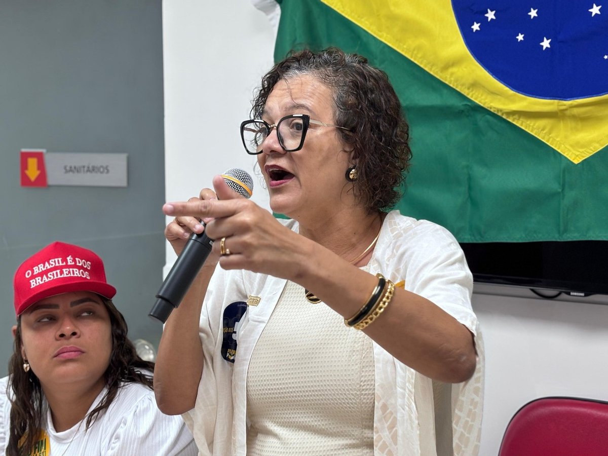 CTBBAHIA's tweet photo. Renato Jorge diz que é golpe suspender eleições na ASSUFBA. Oposição fere estatutos, é derrotada nas assembleias e recorre à Justiça. A CTB Bahia se solidariza com o Sindicato e a Chapa 1. Veja mais no site: https://t.co/U8s4rrLmFX https://t.co/keyWc29SvW