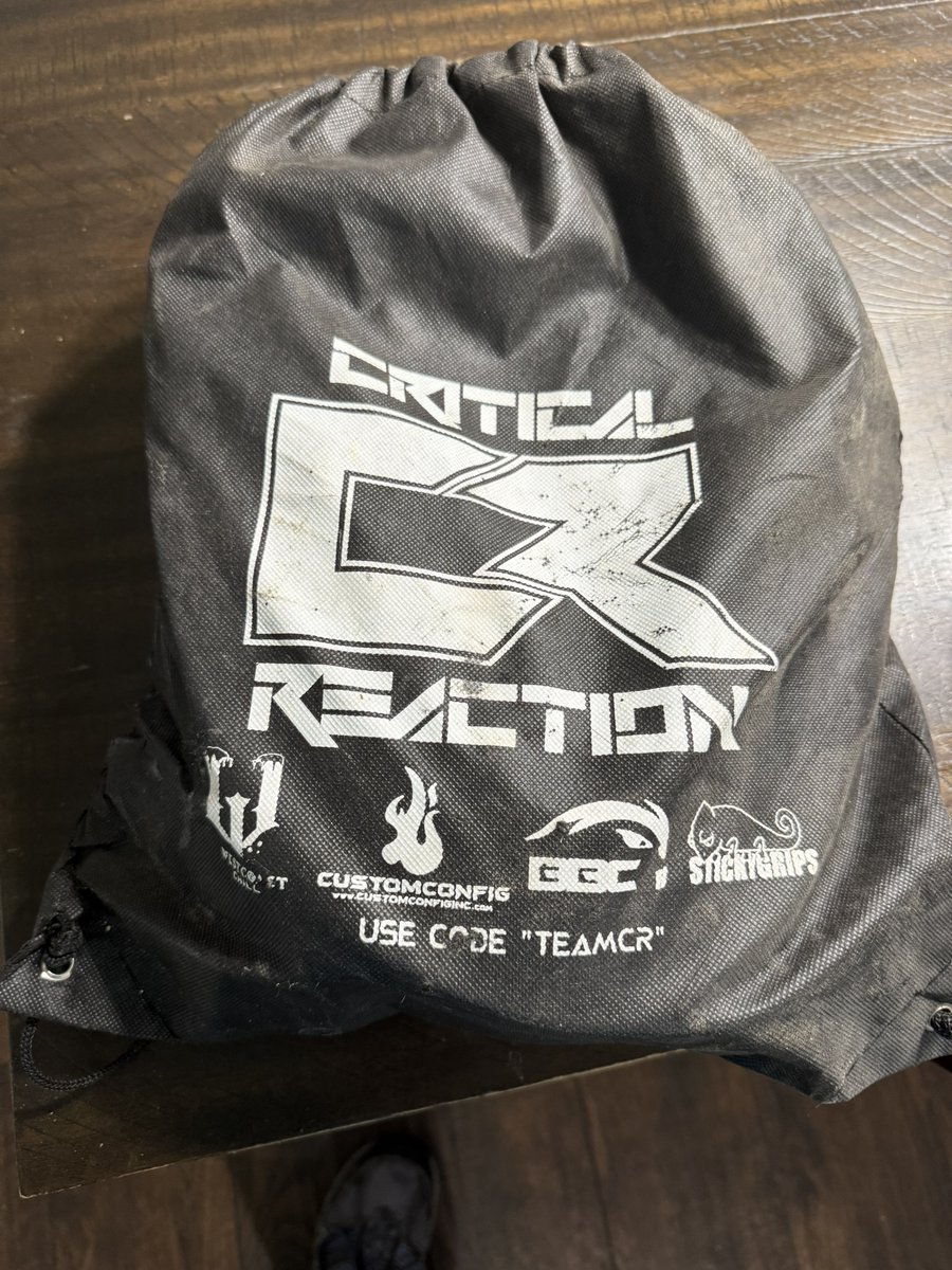 HangryBeaver's tweet photo. Had to grab my recovery tow strap for the crazy DFW ice storm and always get hit with the time capsule bag that it's stored in. @ChasePennell https://t.co/D2UL3yXeFu