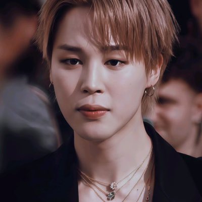 ᵇᵠ` พี่เจ้าหวัง 𓆩♱𓆪‧₊˚ tweet media