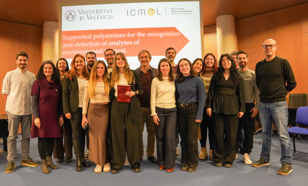 ICMol_UV's tweet photo. We would like to congratulate Mireia Ruiz Gasent
@GasentRuiz , from the SCG – Supramolecular Chemistry Group @ICMol_UV  @UV_EG , on the successful defense of her PhD thesis 👏 https://t.co/d1jjNTnukV