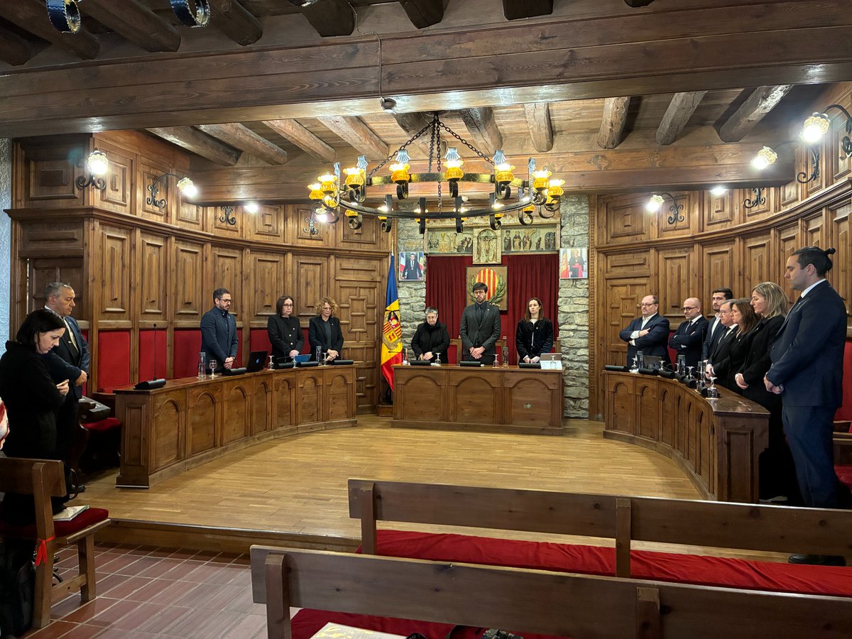 🎭 El Centre Cultural Lauredià entra a la recta final amb l’aprovació d’1,3 M€ per completar la seva reconstrucció.

🤍 La sessió s’ha iniciat amb un minut de silenci en record de Joan Pujal Areny.