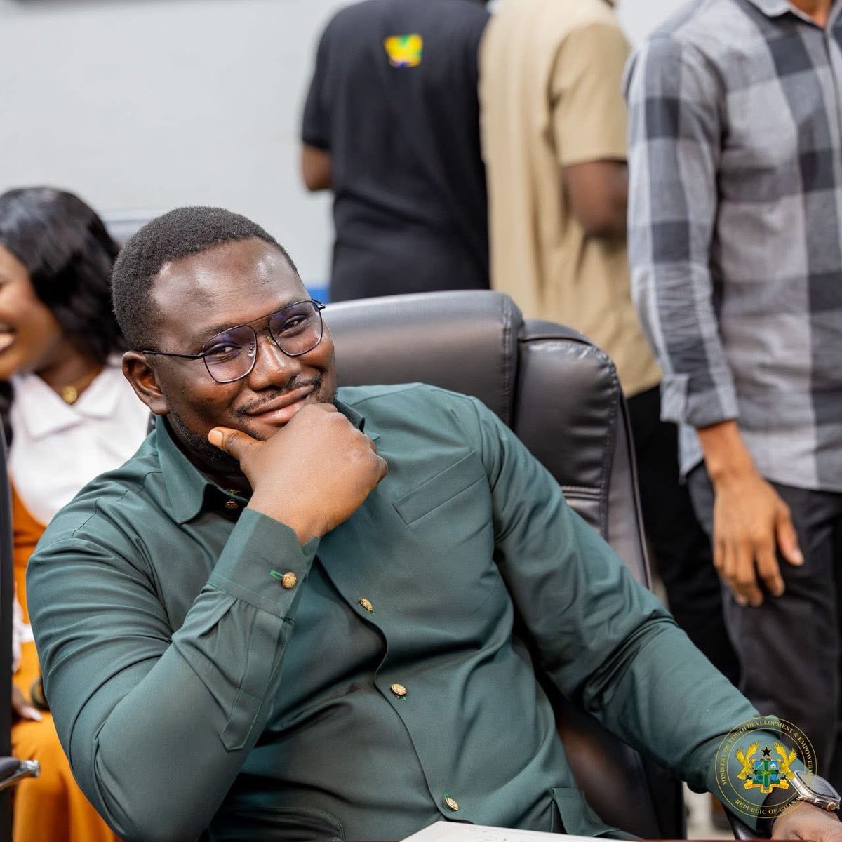 shefghali's tweet photo. Honoured to be appointed to the Grant Management Committee of the Adwumawura Programme.

Representing the youth, I look forward to contributing to a transparent, fair, and impactful process that supports viable youth-led businesses and advances sustainable job creation in Ghana. https://t.co/I7Y144mydN