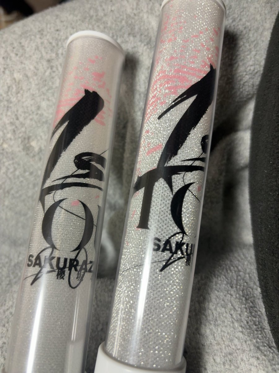 逆にこの子たちは未だに元気なので推しメンペンライトを未だに買えて