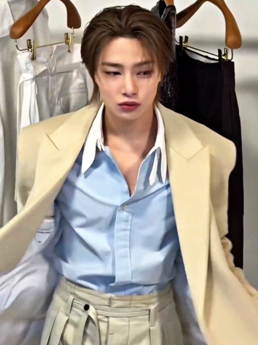 Ayen On Top 👣 tweet media