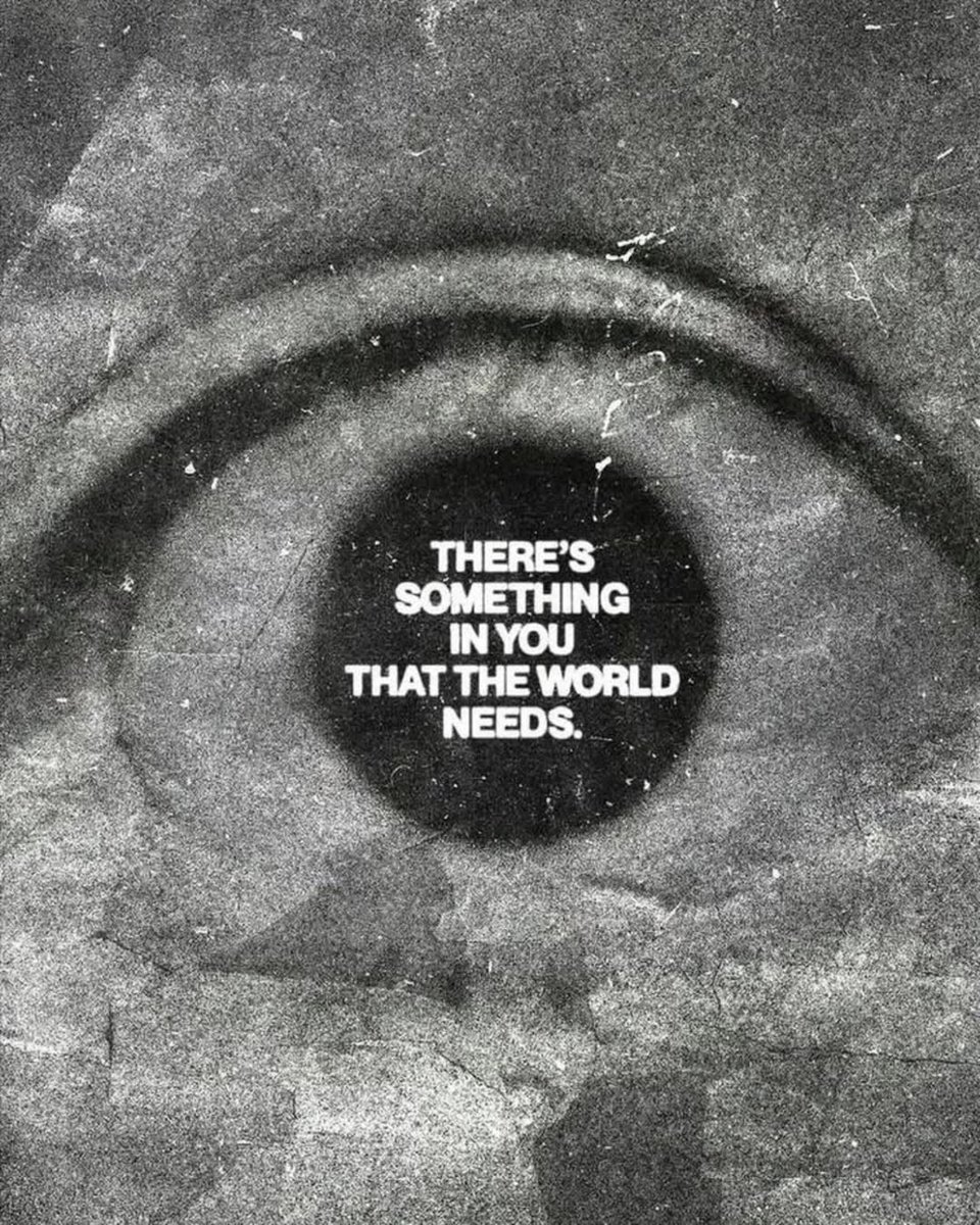 Mini Archillect tweet media