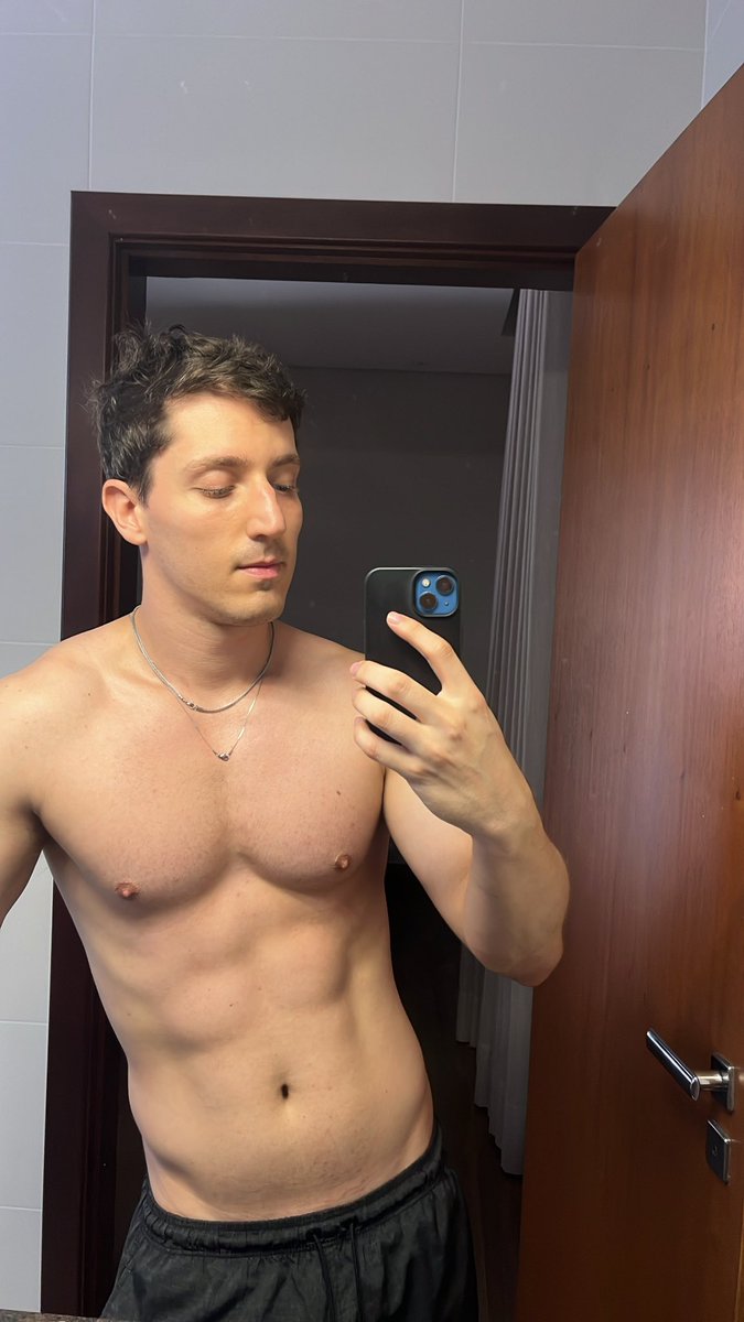 luis_trovo's tweet photo. Pós cardio 🏃 https://t.co/Yfej2NxWMU