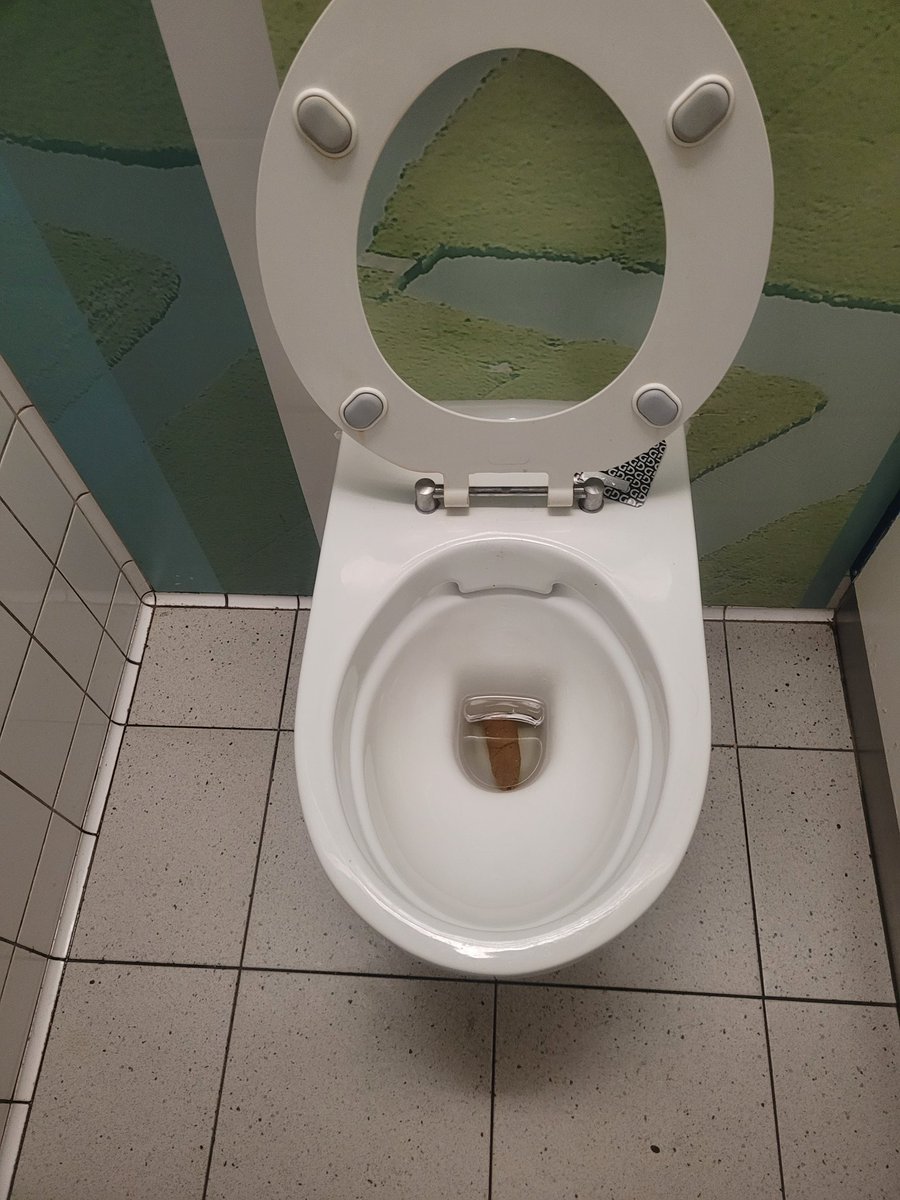 fakkelinjeoog tweet media