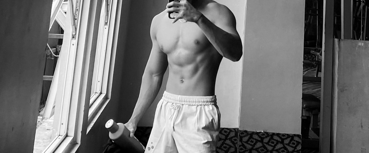 Brixtthon's tweet image. maybe love isn't for me