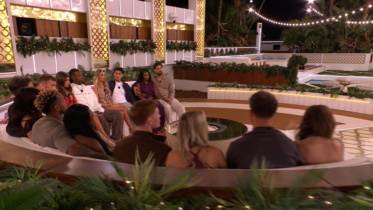 Closer Magazine UK tweet media