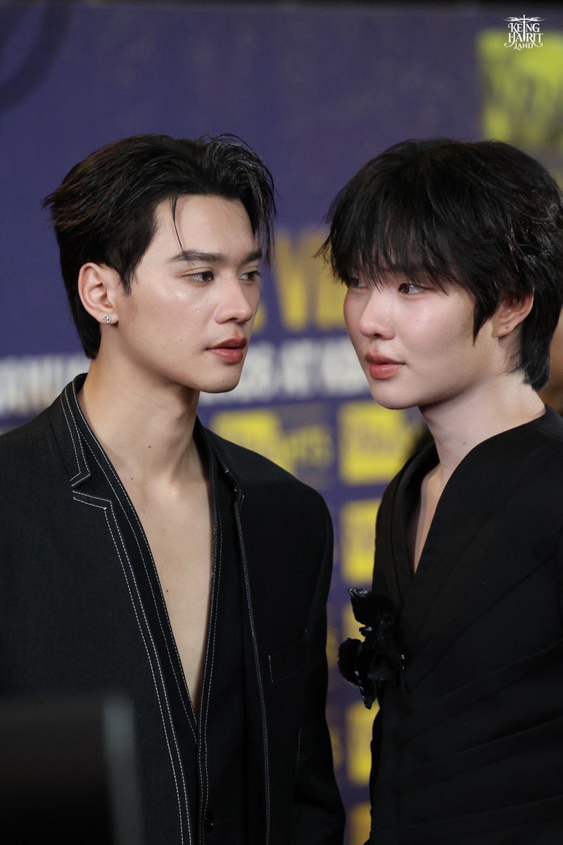 สุดยอดสายตาหมาป่าหนุ่ม ผมรักเธอที่สุด

KENGNAMPING VRH AW25
#TVHA2025xKNP