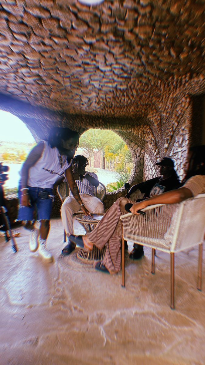 R.A.W

Rastas At Work

🥘