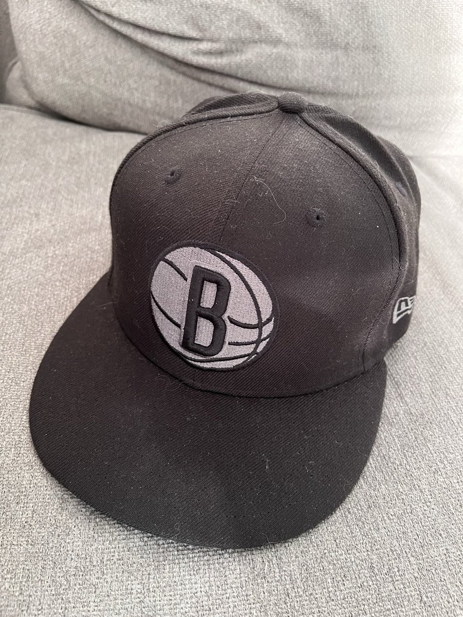 Muzixndmd's tweet photo. #NetsCapOfTheDay
@BrooklynNets @NetsOnYES @NewEraCap #NetsOnYes a different Nets cap for every Nets game. today:” dark on dark”. charcoal grey logo on a black fitted.
#NetsLevel #NetsFansUnite #UnitedByCaps #LidsLoyal #59Fifty https://t.co/LXrd5COKWV