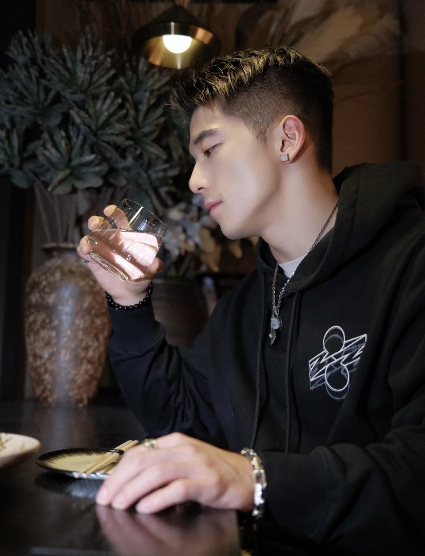 だいすけ tweet media