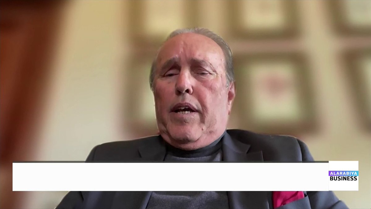 رئيس الجمعية المصرية للاستثمار المباشر سابقاً هاني توفيق: عجز الميزان التجاري لمصر أصبح 40 مليار دولار فقط ويتم تعويضهم من تحويلات المصريين وإيرادات قناة السويس والسياحة. قد يحصل فرق بسيط بتوقيت تحصيل هذه الإيرادات وموعد سداد القروض. يمكن لمصر إصدار سندات جديدة وإعادة جدولة بعض الديون لفترات أخرى. المشكلة الحقيقية في مصر تكمن في الدين الداخلي مع وصوله إلى 12 تريليون جنيه. تكلفة خدمة الدين الداخلي وصلت إلى 140% من دخل الدولة وأصبح مثل كرة الثلج ويجب على الدولة التعامل معه بحرص شديد. ارتفاع الجنيه أمام الدولار سببه تدهور الدولار عالمياً نتيجة تهديدات ترمب بالحروب جرس الإغلاق _Business lara_bn 