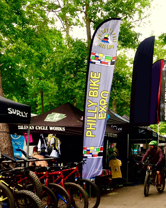 BuildAFlag's tweet image. Feather flags are the ultimate secret weapon for storefronts. Their movement naturally draws eyes from the street, ensuring your January promotions cut through the post-holiday clutter.
Maximize your storefront visibility now: 1l.ink/XR4CDGX