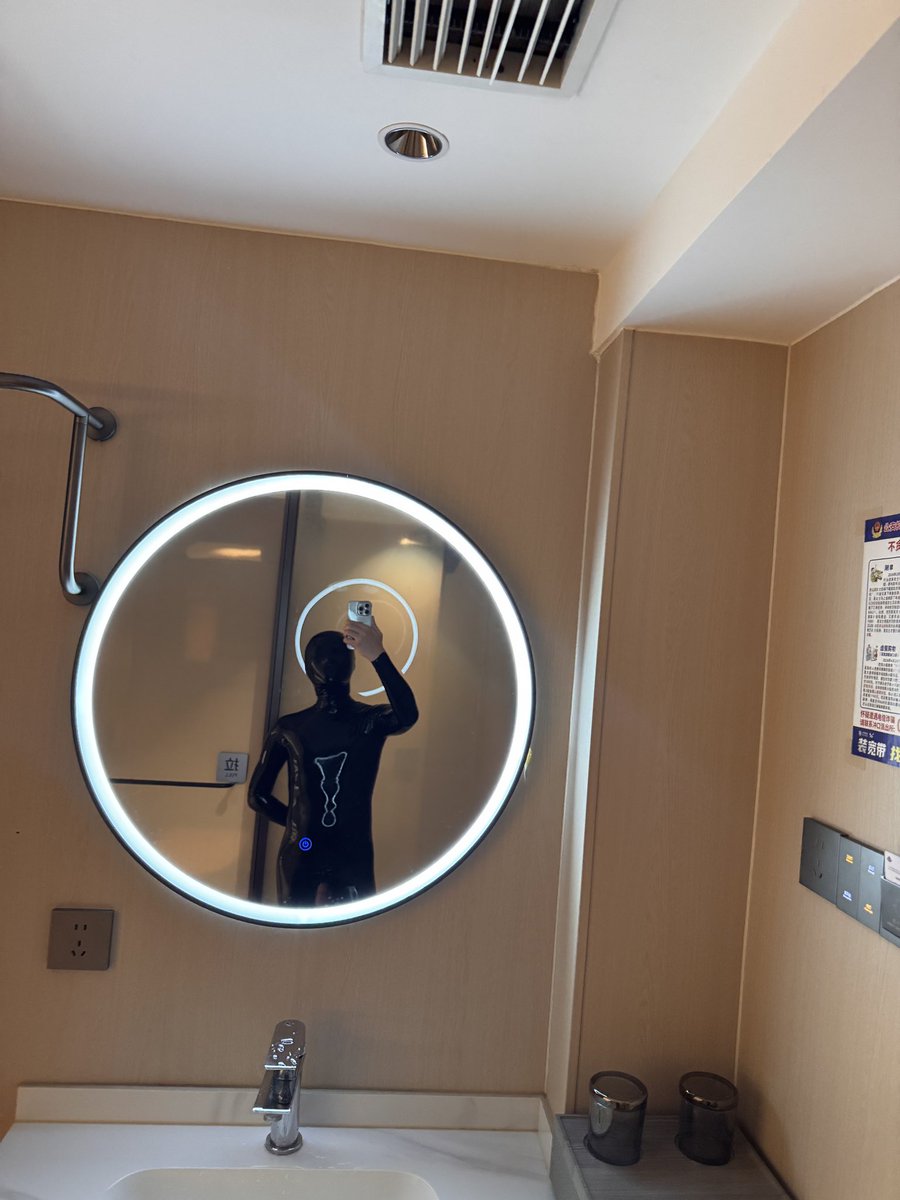 波波龙 tweet media