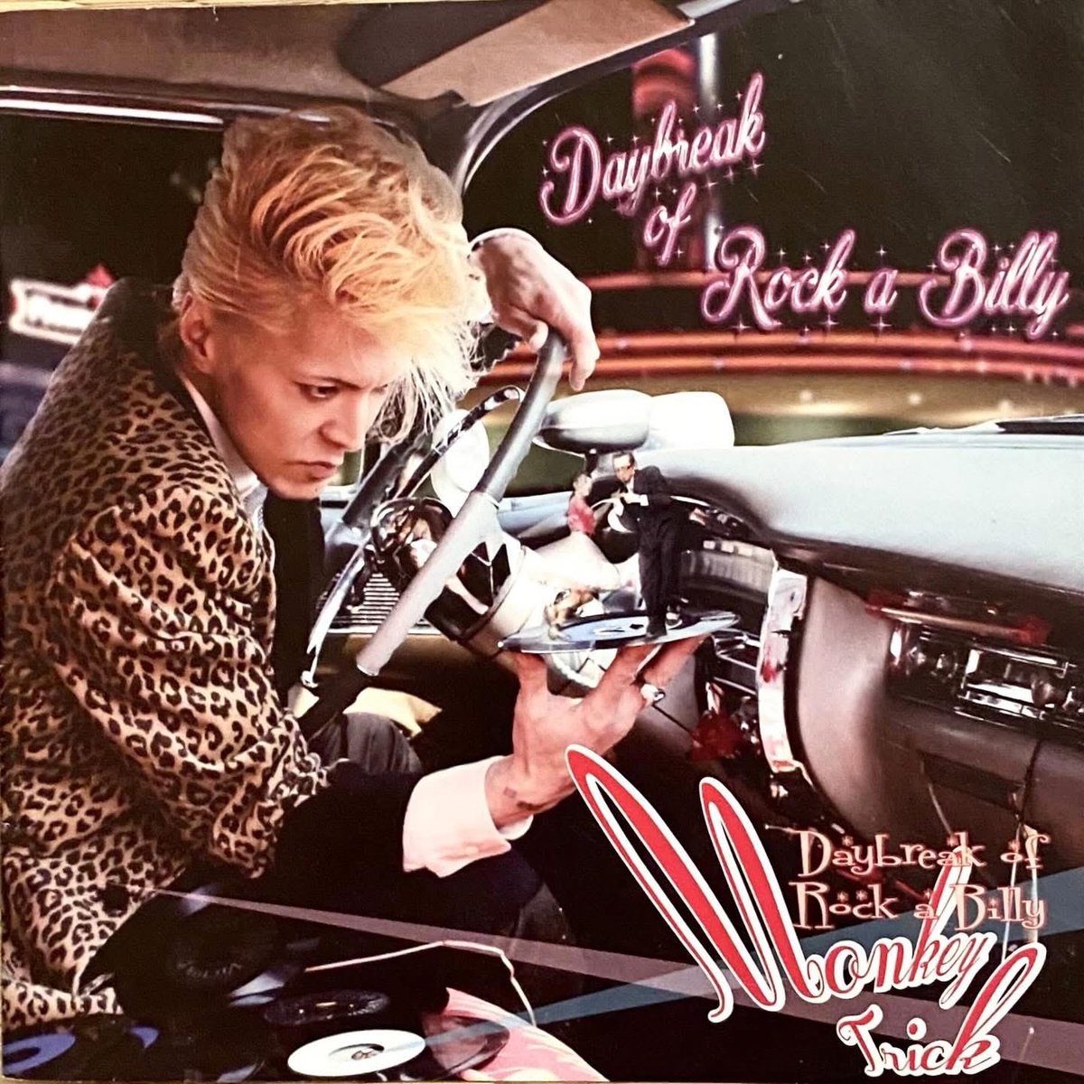 KOZYSUZY's tweet photo. Peaches Records in New Orleans now has Monkey Trick's classic album "Daybreak of Rock a Billy" in stock! 🍑🇺🇸

Check out the shop: https://t.co/l8f5yqnLoR

Monkey Trick music streaming: https://t.co/QR27WPqBXV

Monkey Trick web shop: https://t.co/Zuq6DRbvLF

#neorockabilly https://t.co/MZ70sBxrhi