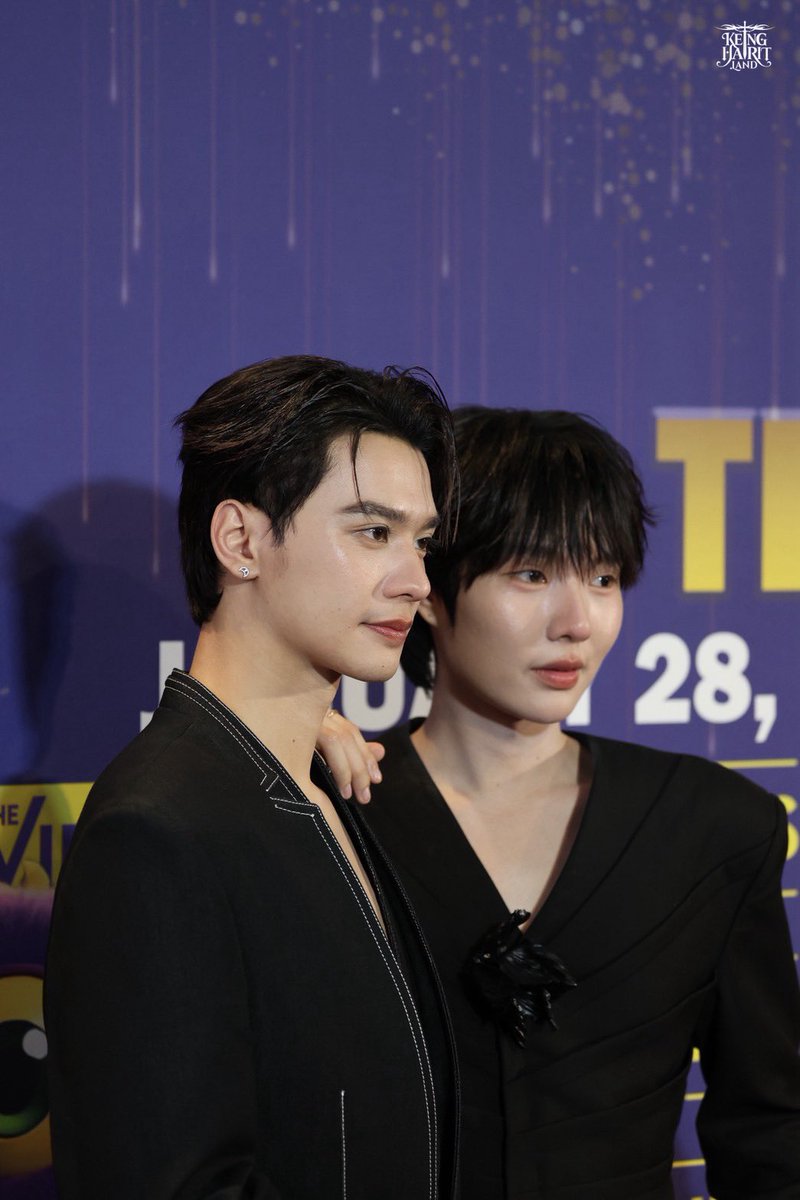 เฮียตระกูลมังกร กับ มาดามตระกูลหงส์

KENGNAMPING VRH AW25 
#TVHA2025xKNP