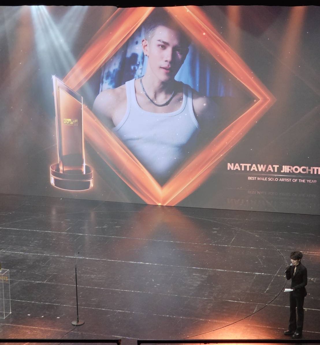 𝙢𝙖𝙠𝙚𝙖𝙬𝙞𝙨𝙝♡ tweet media