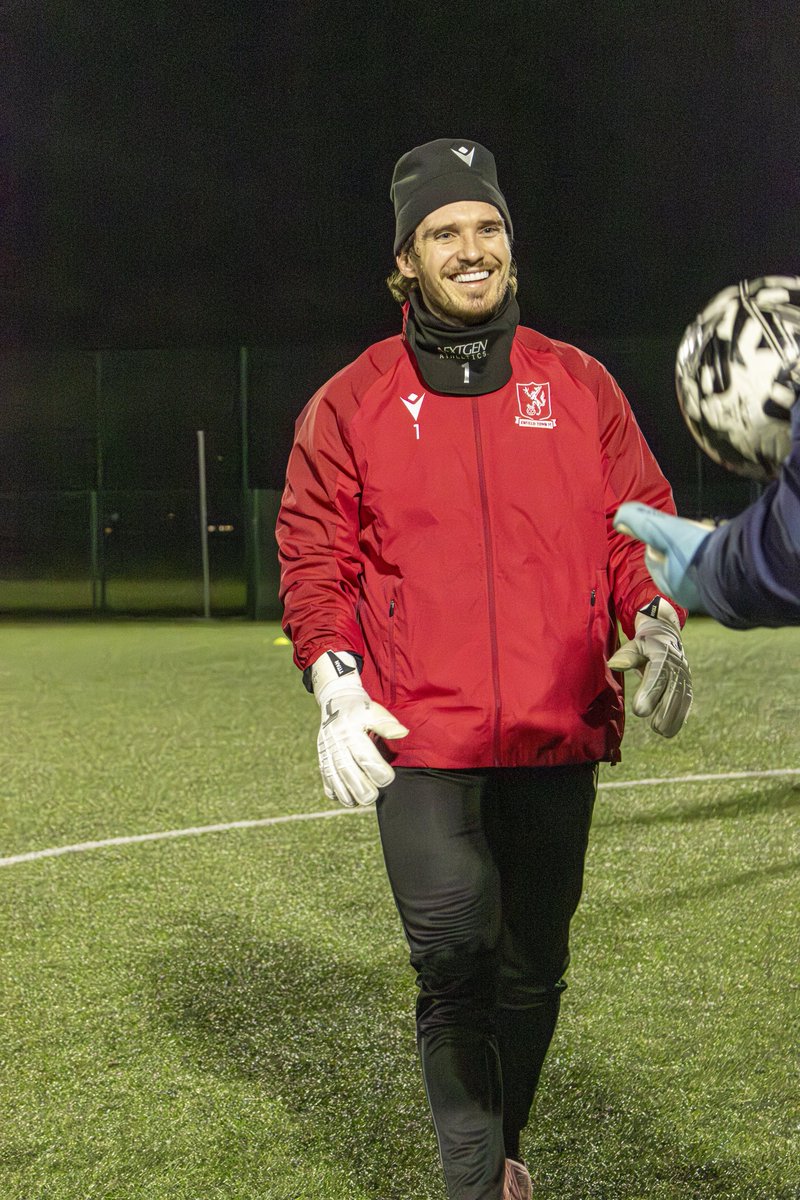 Enfield Town FC tweet media