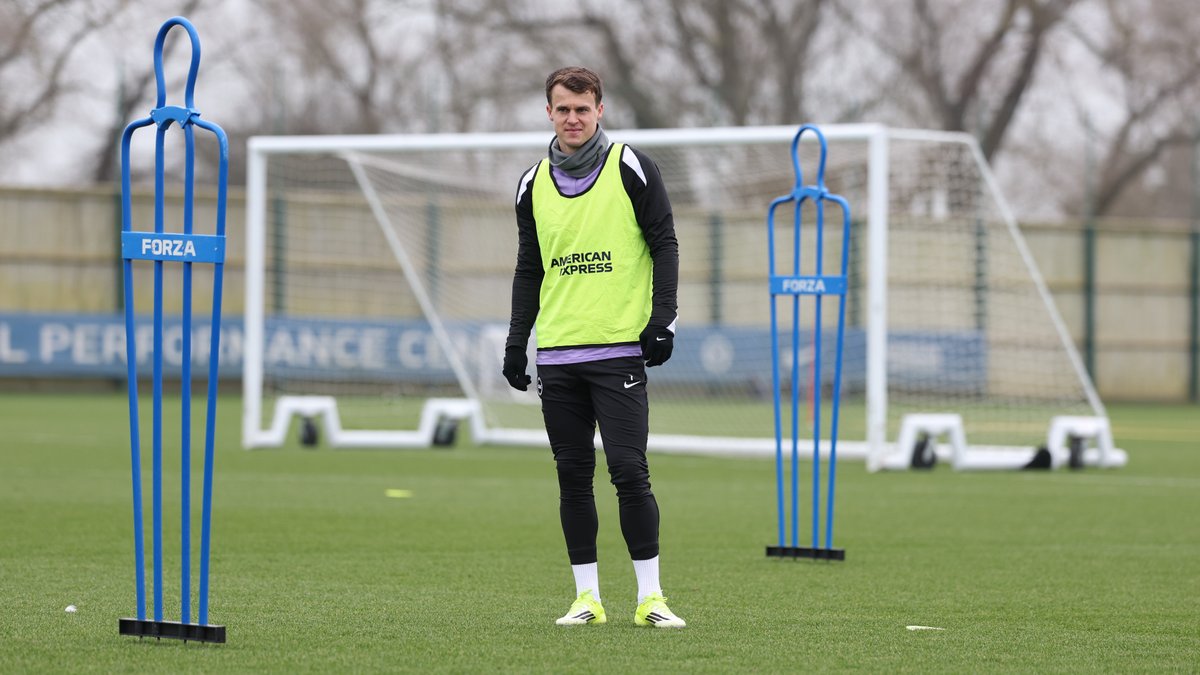 BHAFC's tweet photo. Back to work. 👊 https://t.co/YKwU13coIW
