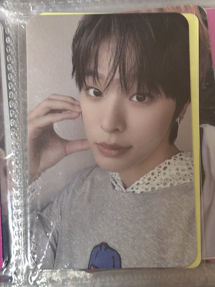 𝐑𝐨𝐬𝐤𝐲 tweet media