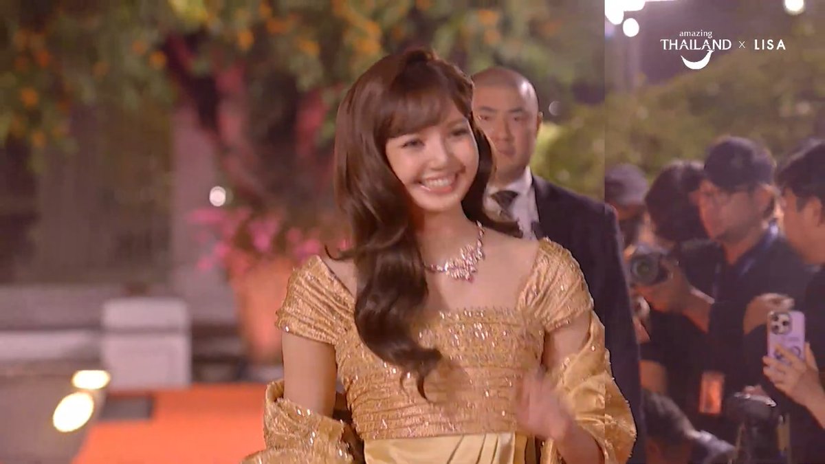 จะยังไง แก้มลูกสาวยุ้ยเหลือเกิน น่าร๊ากกกกกกก

LISA AMAZING AMBASSADOR
#AmazingThailandxLISA
#AmazingThailandExclusiveNight
#FeelAllTheFeelings