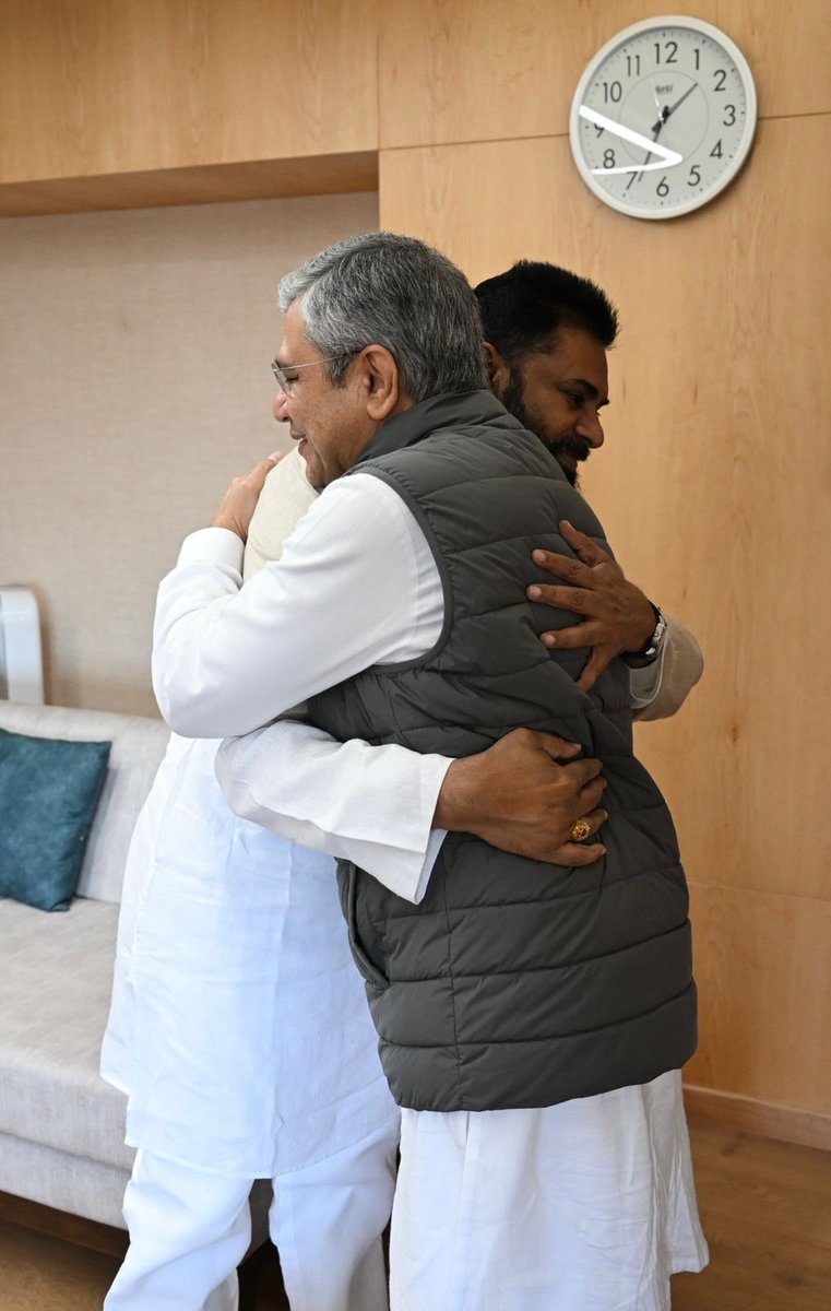 Pawan Kalyan tweet media