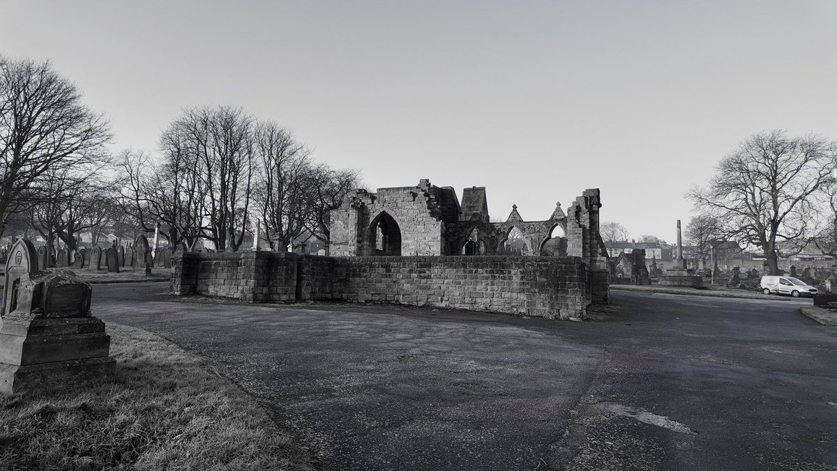 paul_phillips83's tweet photo. A peaceful morning walk through the cemetery in Barnsley, capturing the stillness and atmosphere with the DJI Pocket 3. Moments like these remind me how powerful quiet spaces can be through the lens.
#Photography #BarnsleyIsBrill #DJIPocket3 #DJIPocket3Photography https://t.co/o3KXKYkhd0