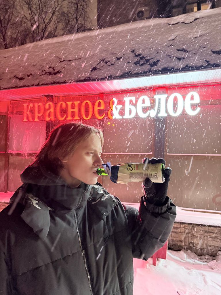 чебот tweet media