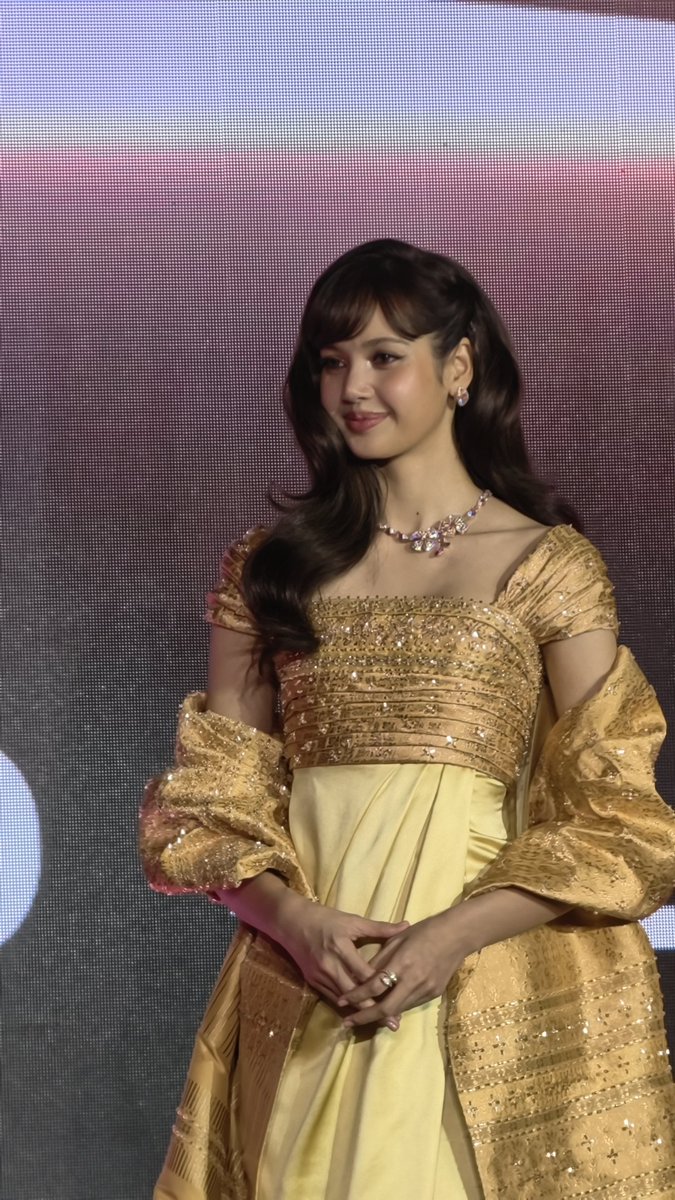 ความเจ้าหญิงอ่ะ 👑

#AmazingThailandxLISA #AmazingThailand