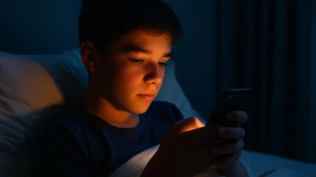 Франція введе заборону соцмереж для дітей до 15 років.

Що забороняє закон: is.gd/IA41yn