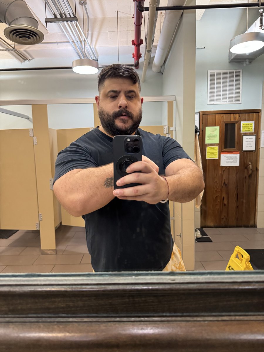 bestmaximo tweet media