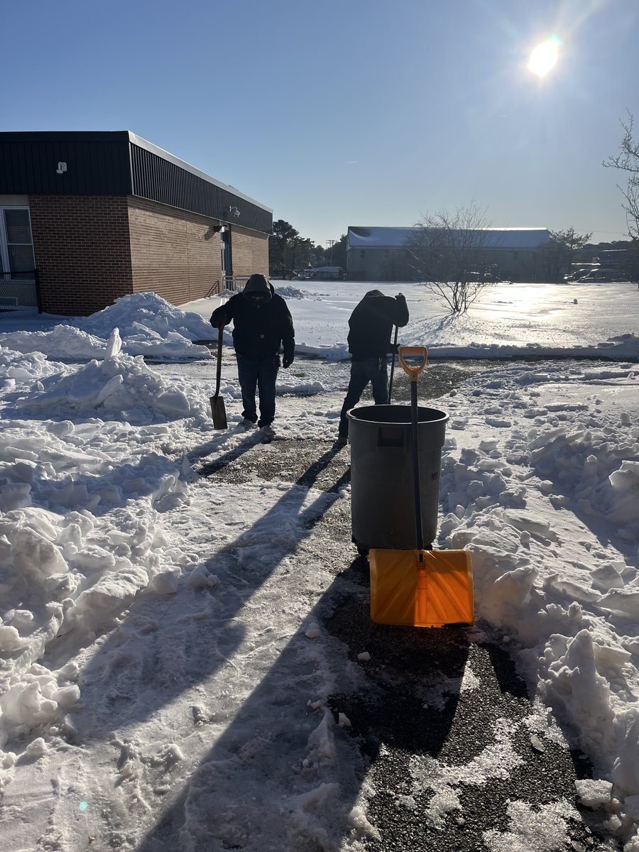 VMESMustangs tweet media