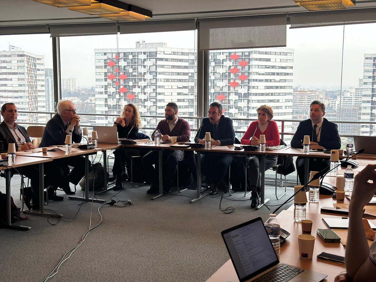 Image de Préfet du Val-de-Marne - #Sport | La préfète déléguée #ÉgalitédesChances Véronique Deprez a co-présidé avec le directeur acad