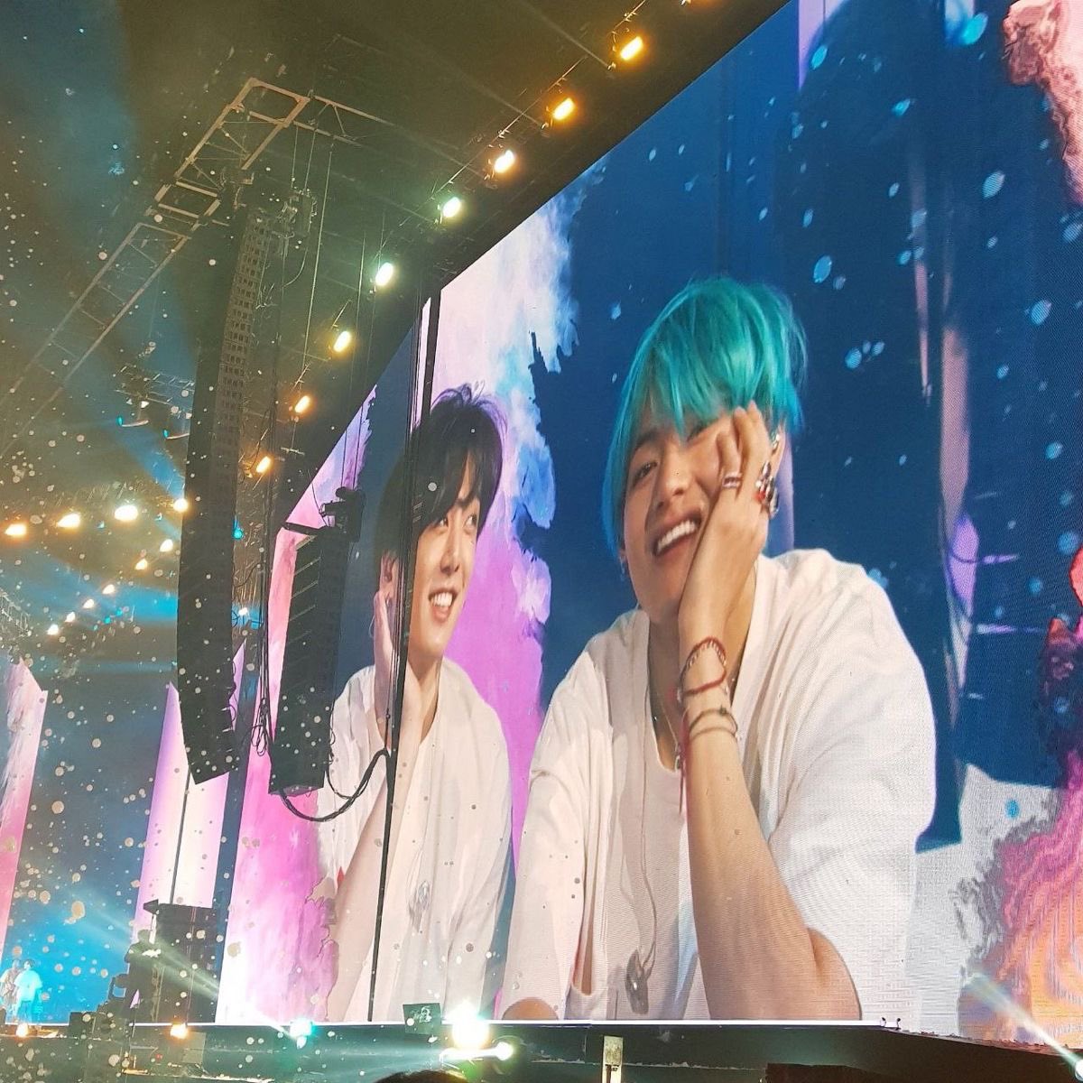 michelle is seeing BTS ☾ tweet media