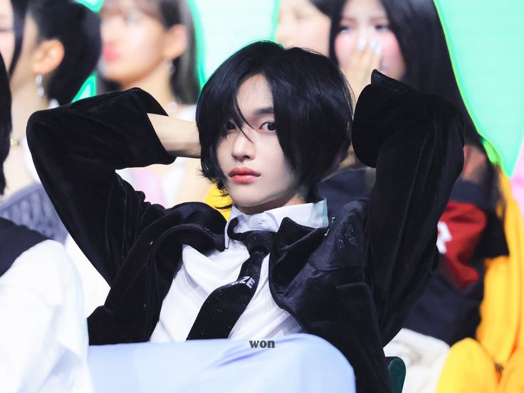 wonbin_core's tweet image. 𝜗ৎ