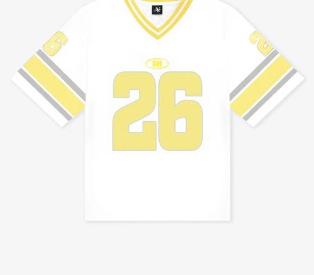 このユニフォーム再販してほしいって ポストよく見かけるけど毎年1月