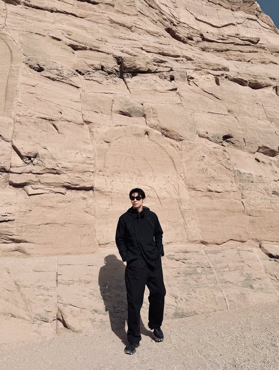 MewSuppasitArg's tweet image. — IG Post Mew Suppasit 

Ⓜ️ : Abu Simbel se siente diferente ☀️

@thenorthface #TheNorthFace #TheNorthFaceThailand #NeverStopExploring #UrbanExplorationTNF
@MSuppasit #MewSuppasit