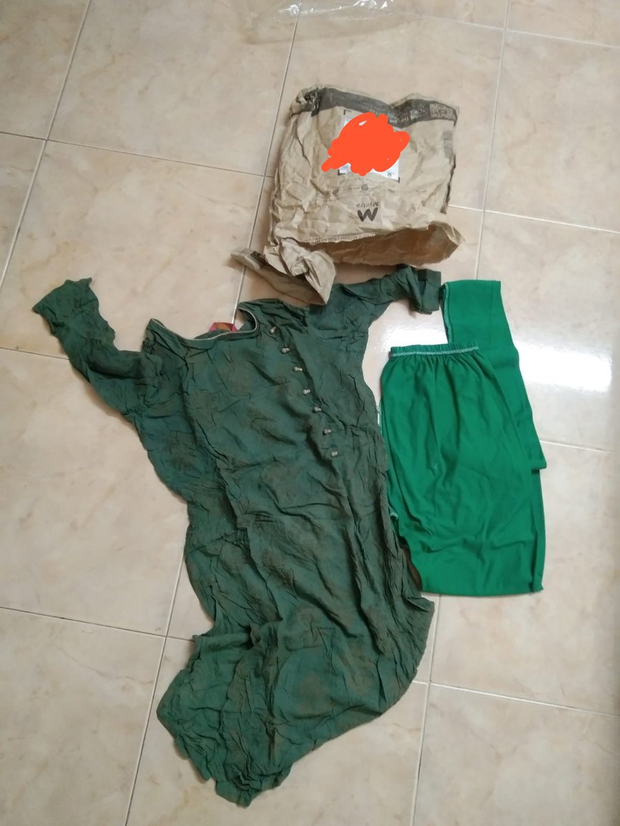 KajalRa0's tweet photo. @MyntraSupport Hi. Order ID # 1320640 86899352522103
FRAUD by Myntra. 

I ordered 3 cotton tops of the same brand and received one consolidated parcel containing dirty used clothes that didnt match my order. Seller - D To D Lifestyle.

Since last week no one is responding https://t.co/vTWGikU6eA