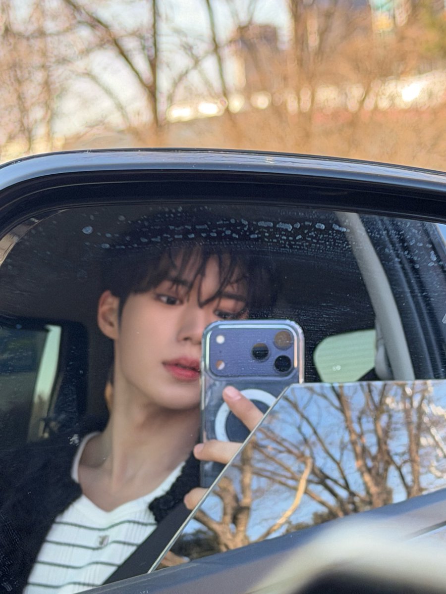 ALD1_official's tweet image. 바깥공기가 느껴지는 드라이브는 내 소확행☀️

#ALPHADRIVEONE #ALD1
#알파드라이브원
#JUNSEO #준서