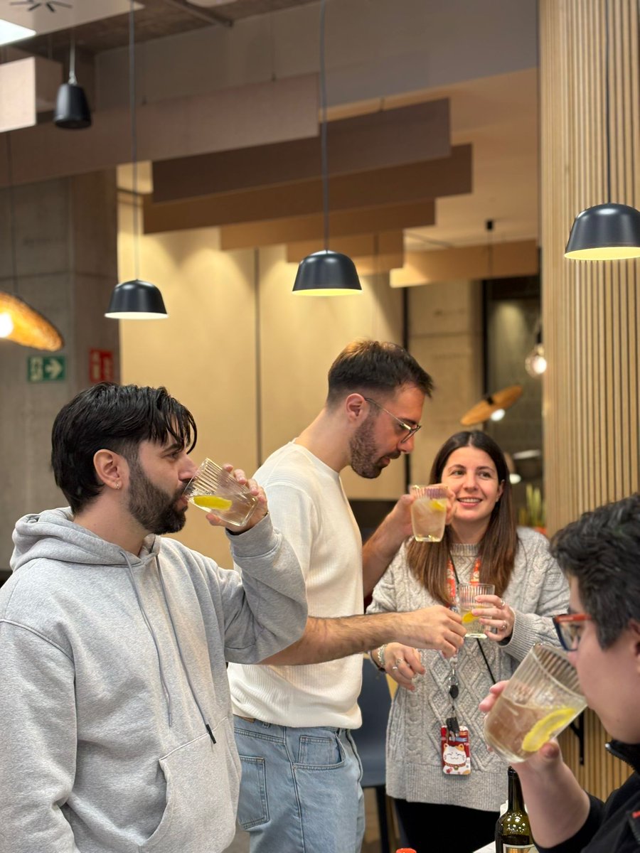 Socialpoint tweet media