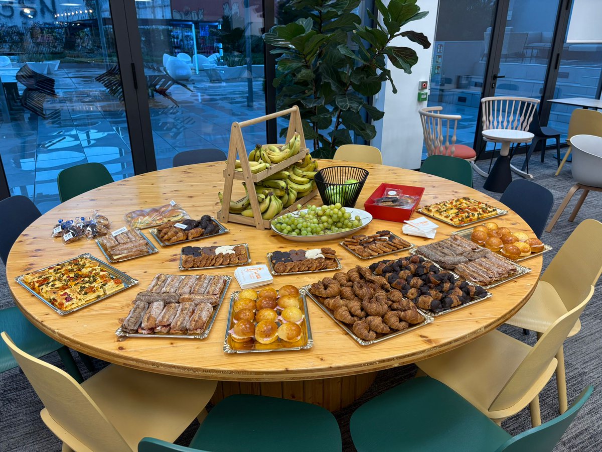 Socialpoint tweet media