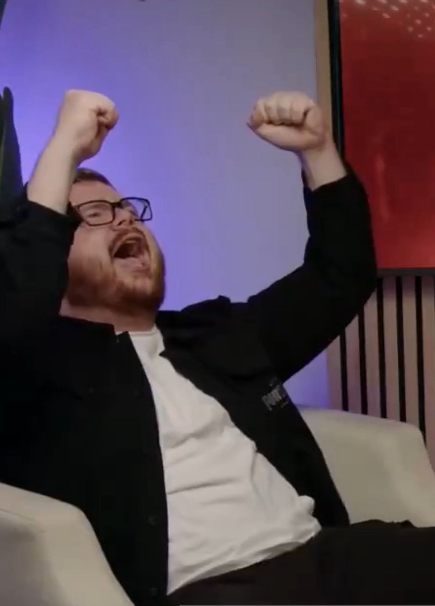 ємιℓу ✨ tweet media